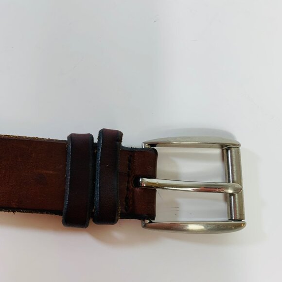 Roundtree Yorke Saddle Brown Leather Belt Sz 34 Classic Buckle Jean Casual Dress - Picture 6 of 14